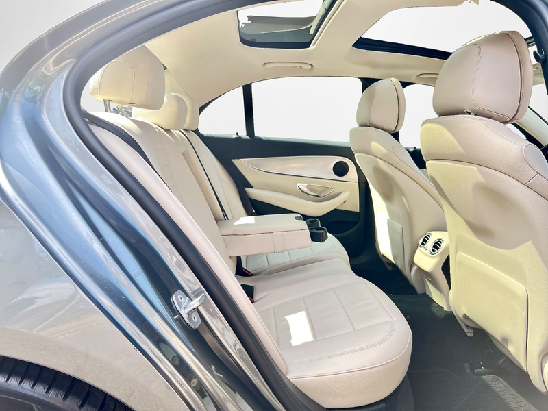 Mercedes-Benz E 220 d LED*VOLLLEDER*PANORAMA*360°*MASSAGE*AHK* — photo 13