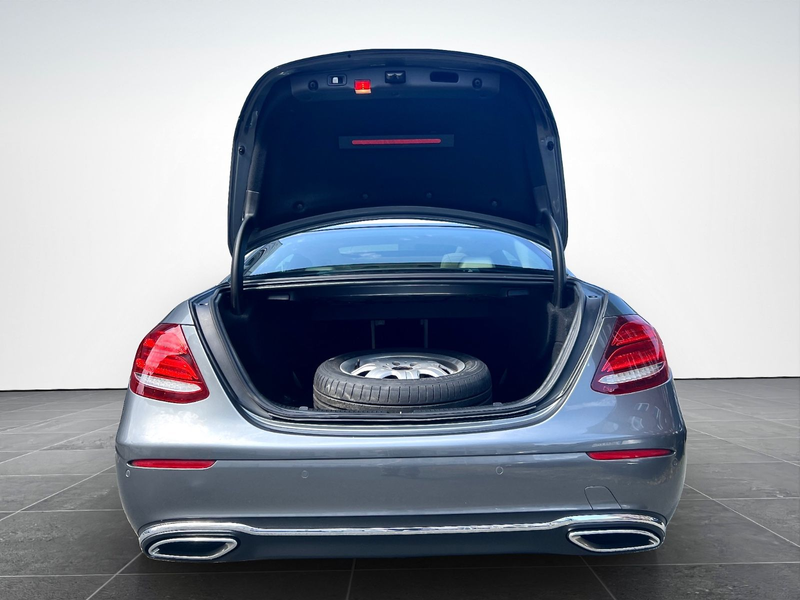 Mercedes-Benz E 220 d LED*VOLLLEDER*PANORAMA*360°*MASSAGE*AHK* — photo 9