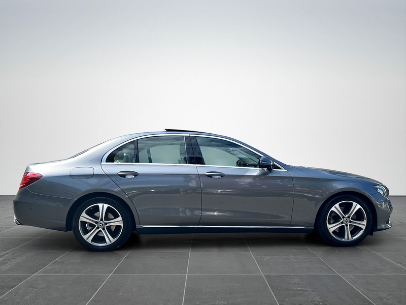 Mercedes-Benz E 220 d LED*VOLLLEDER*PANORAMA*360°*MASSAGE*AHK* — photo 6