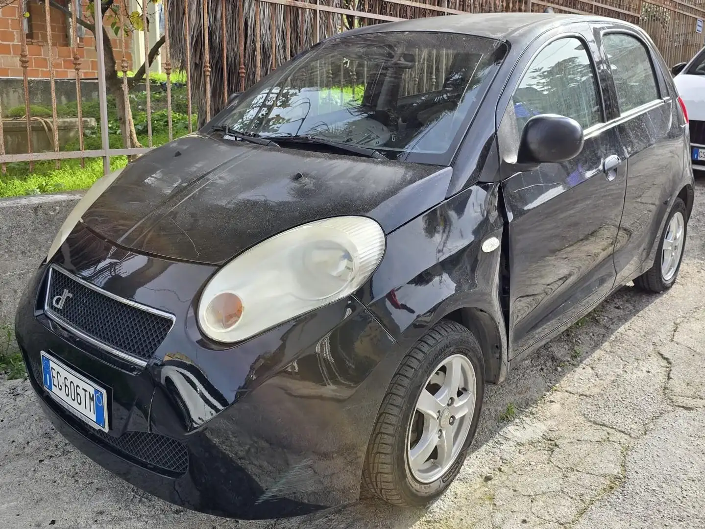 DR Automobiles DR1 dr1 1.3 Free Schwarz - 1