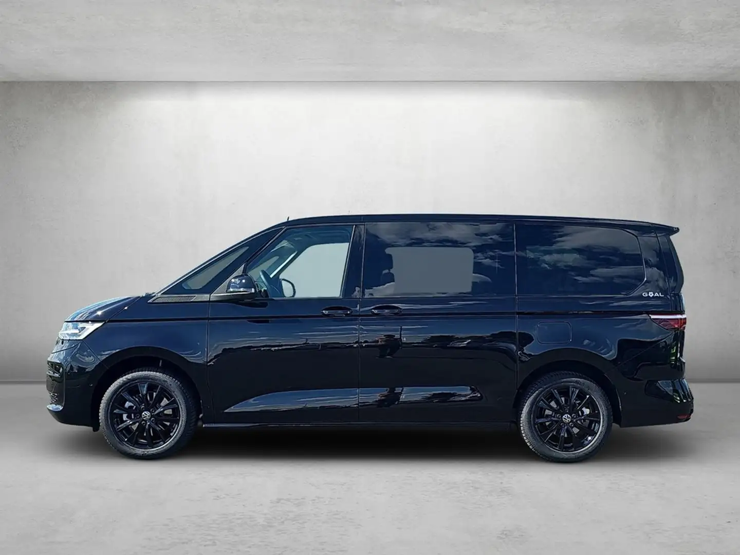 Volkswagen T7 Multivan 1.5l DSG eHybrid LR 4M Goal*AHK*ACC Zwart - 2