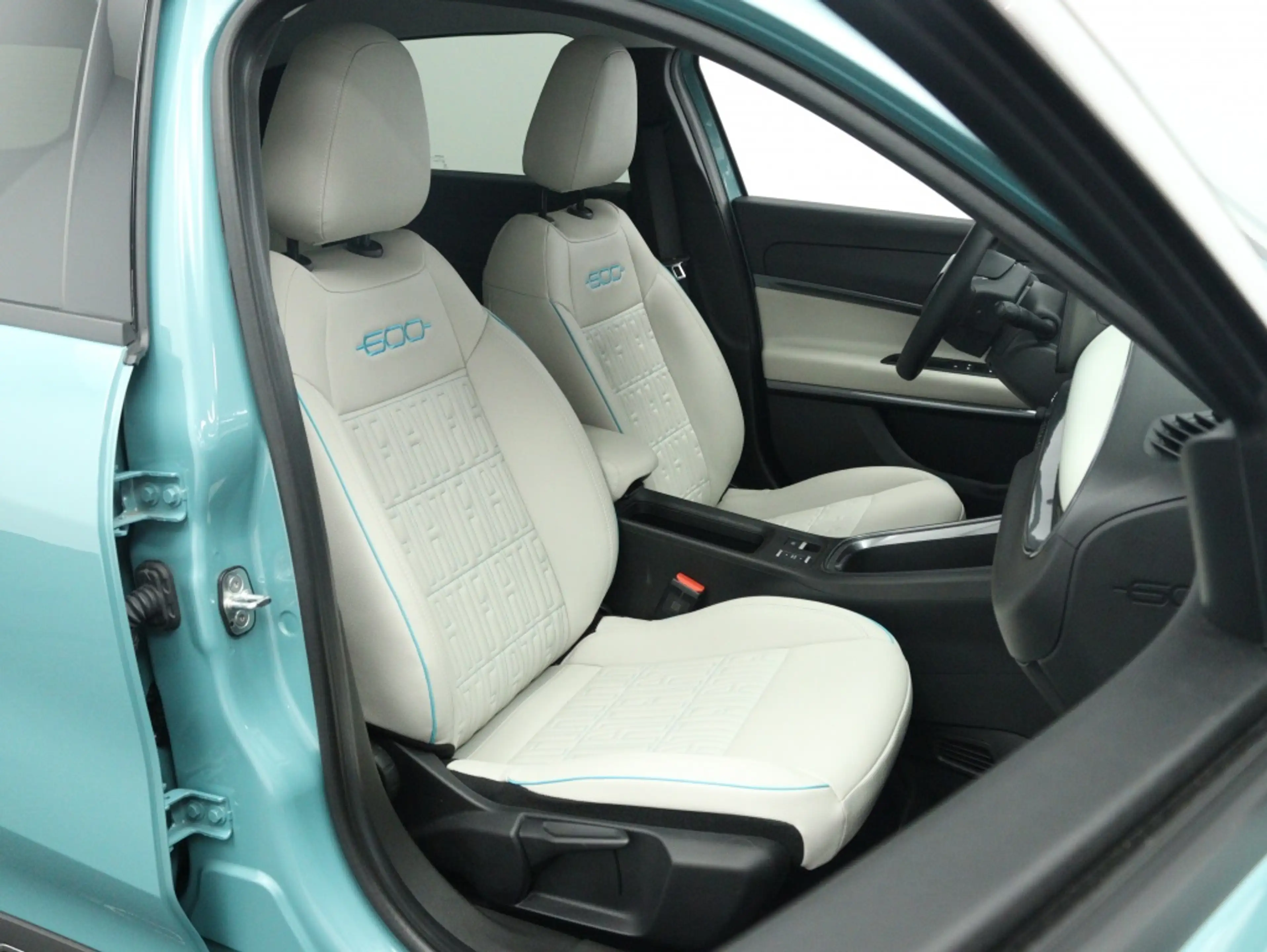 Fiat 600e La Prima 54 kWh | Wit Leder | Private lease vanaf — photo 11