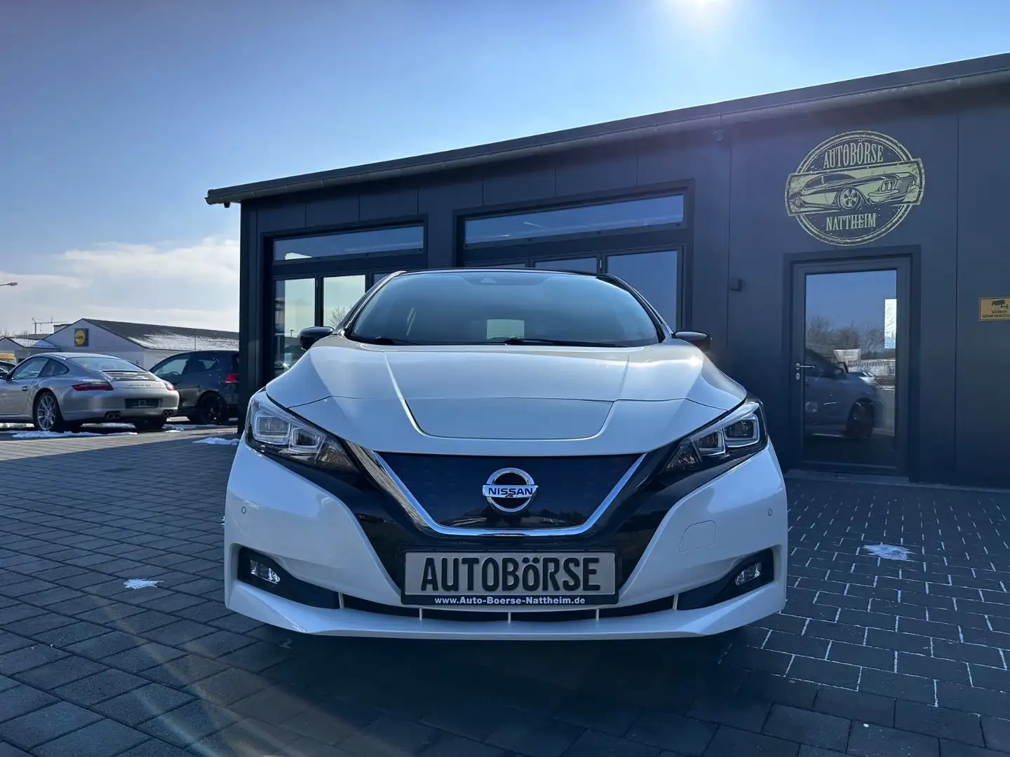 Nissan Leaf N-Connecta*VOLL*40 KwH* Schwarz - 2