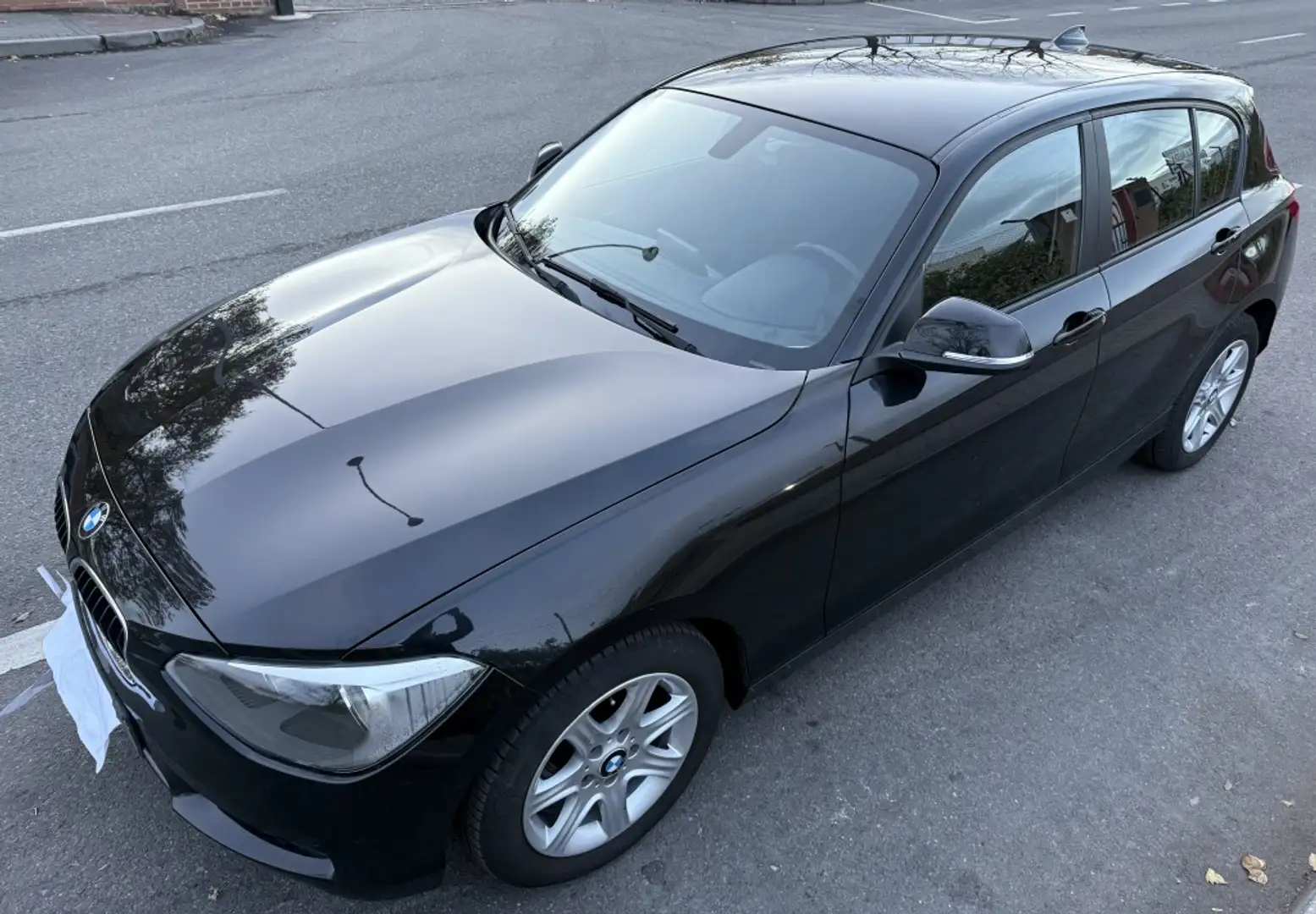 BMW 116 116i Sport Negro - 1