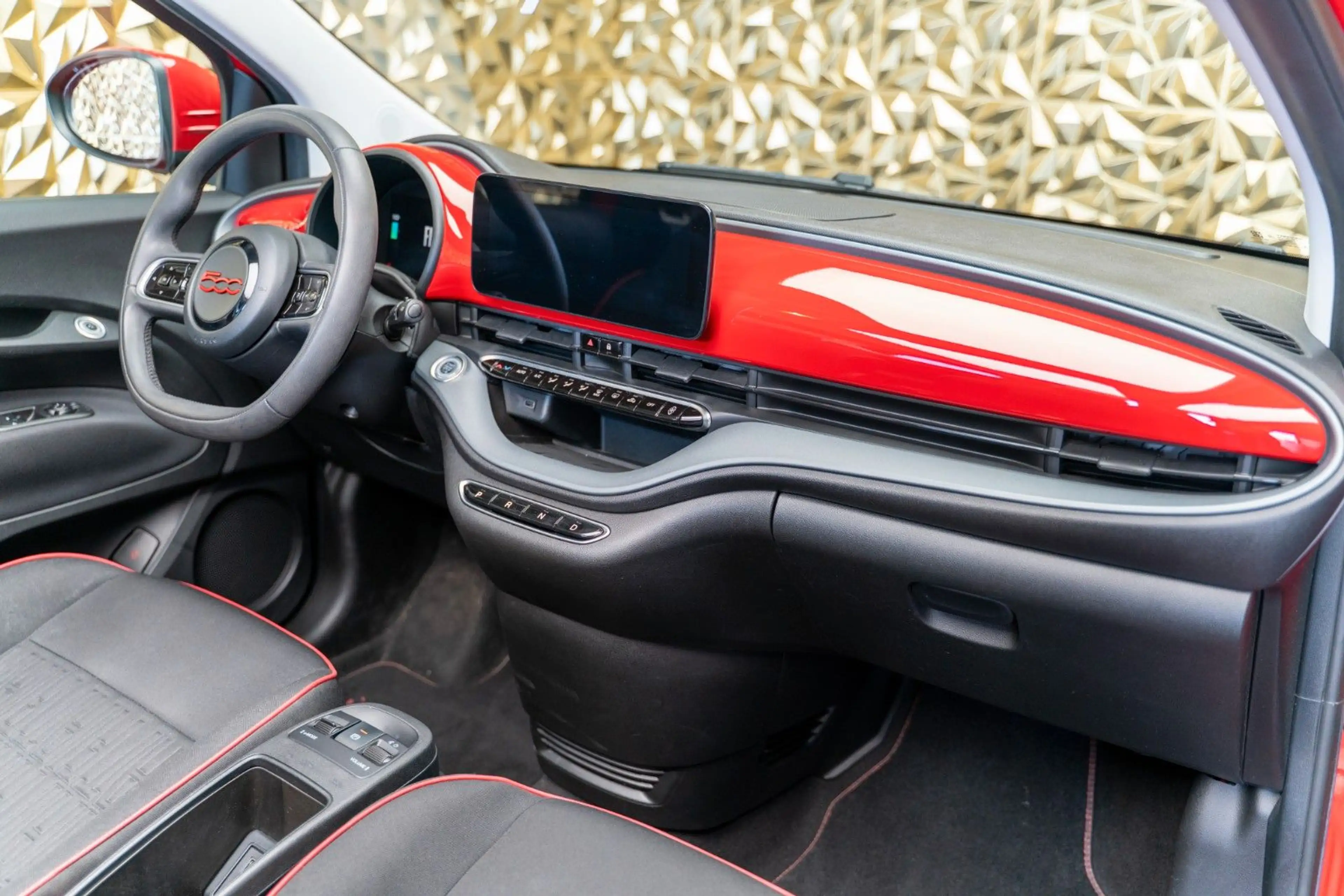 Fiat 500e Red|42kWh|LED|Keyless|Carplay|RÜCKFAHRKAMER — photo 13