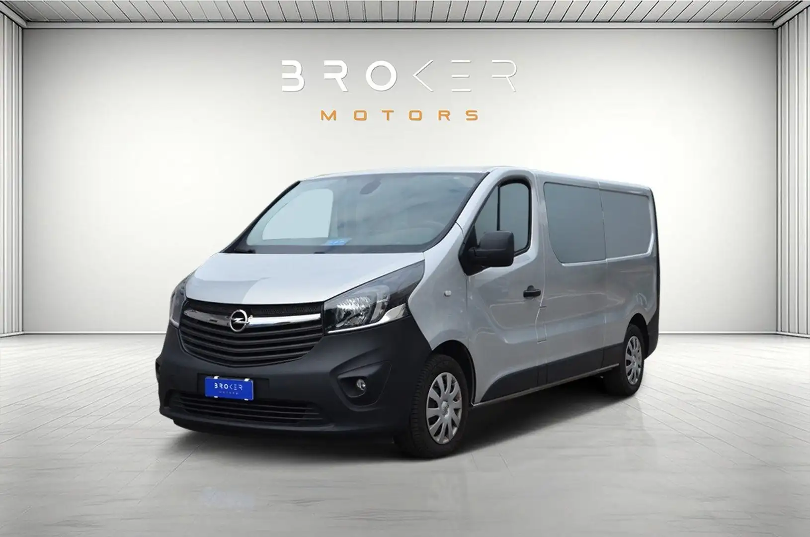 Opel Vivaro 1.6 Diesel BiTurbo S&S IVA ESPOSTA Argento - 1