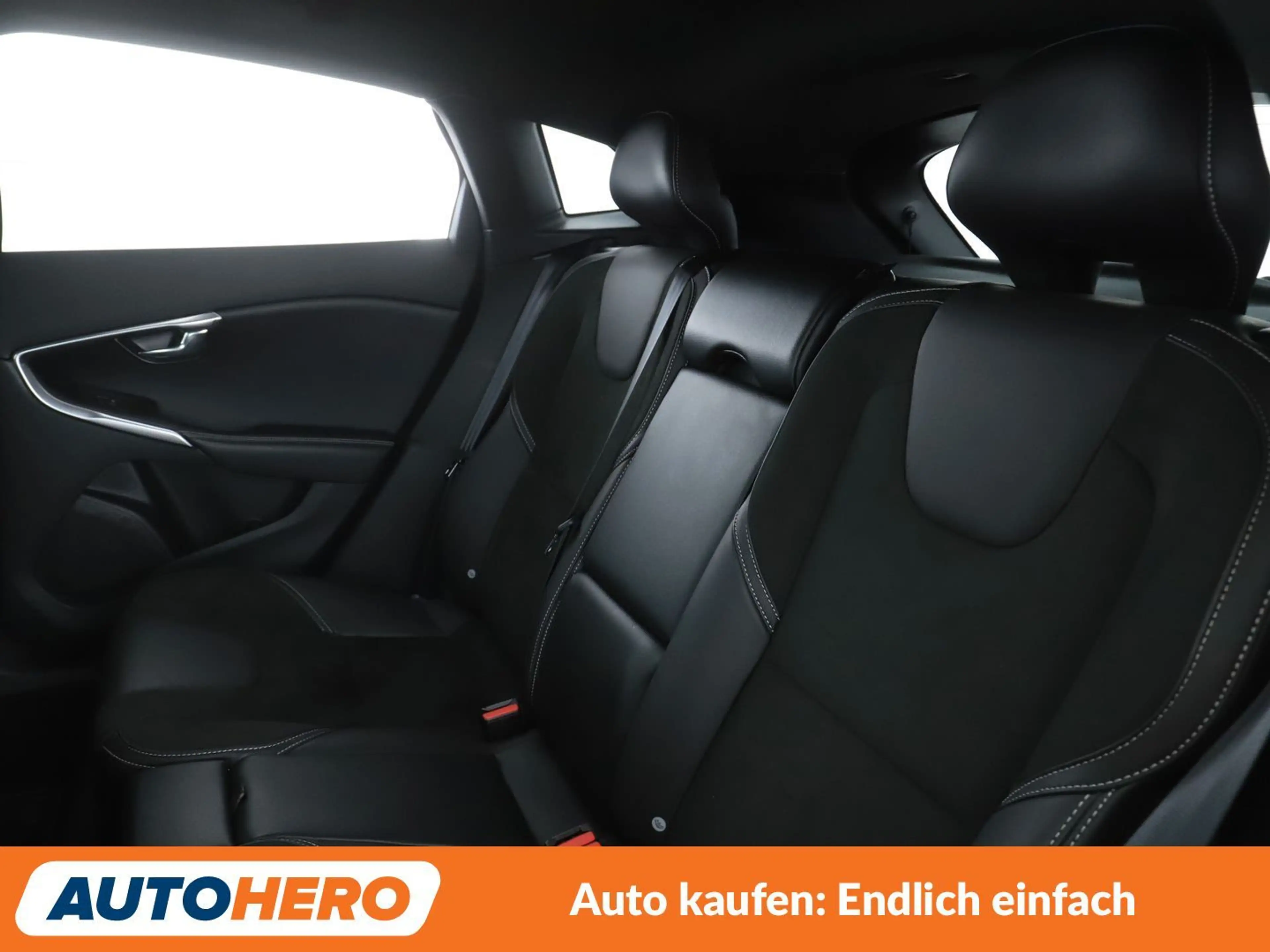 Volvo V40 1.5 R-Design Aut.*LED*NAVI*TEMPO*PDC*SHZ*KLIMA* — photo 14