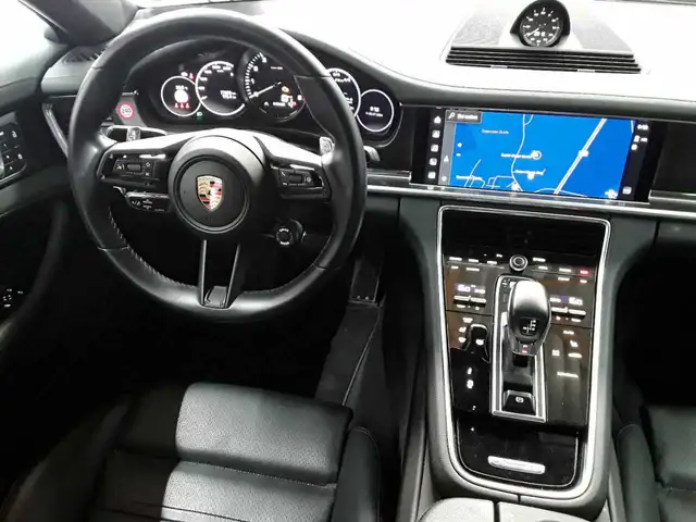 Porsche Panamera view 6