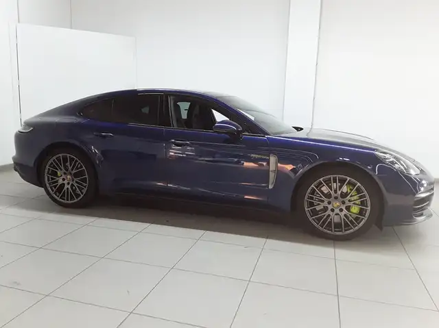 Porsche Panamera view 2