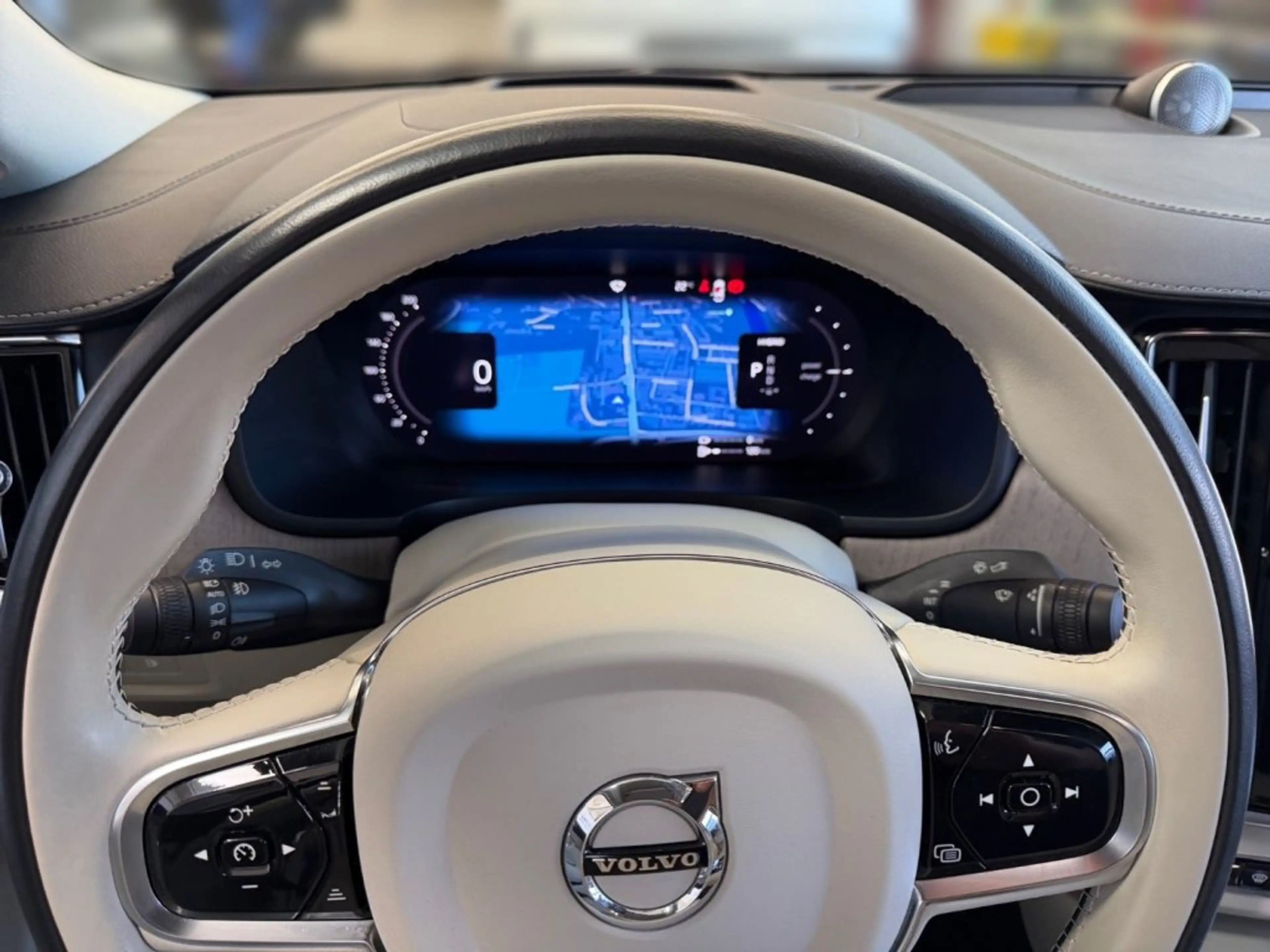 Volvo S90 T8 AWD Recharge PHEV Ultimate Bright — photo 12