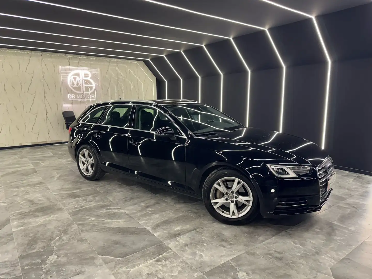 Audi A4 A4 Avant 2.0 tdi Business quattro 190cv s-tronic Zwart - 2