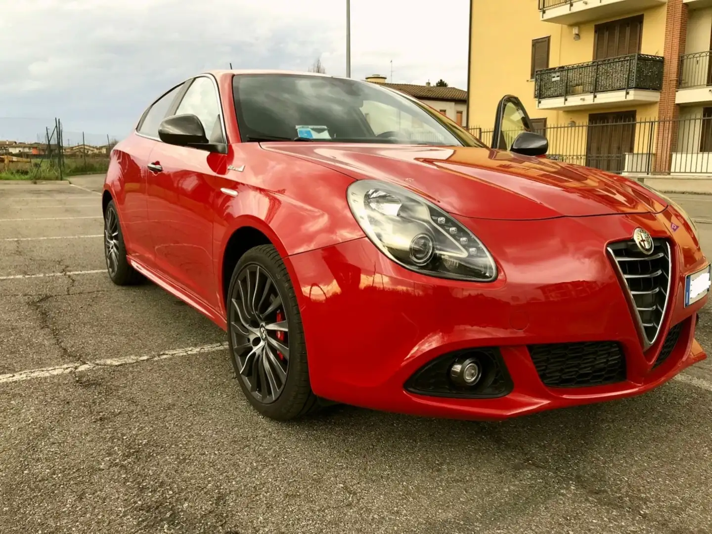 Alfa Romeo Giulietta Giulietta+2.0+jtdm+Distinctive+150cv+E5+ Rosso - 1