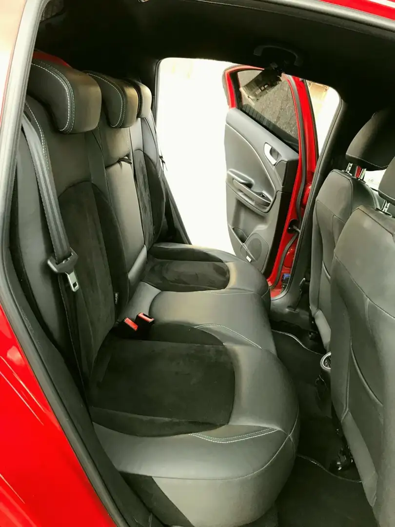 Alfa Romeo Giulietta Giulietta+2.0+jtdm+Distinctive+150cv+E5+ Rosso - 2