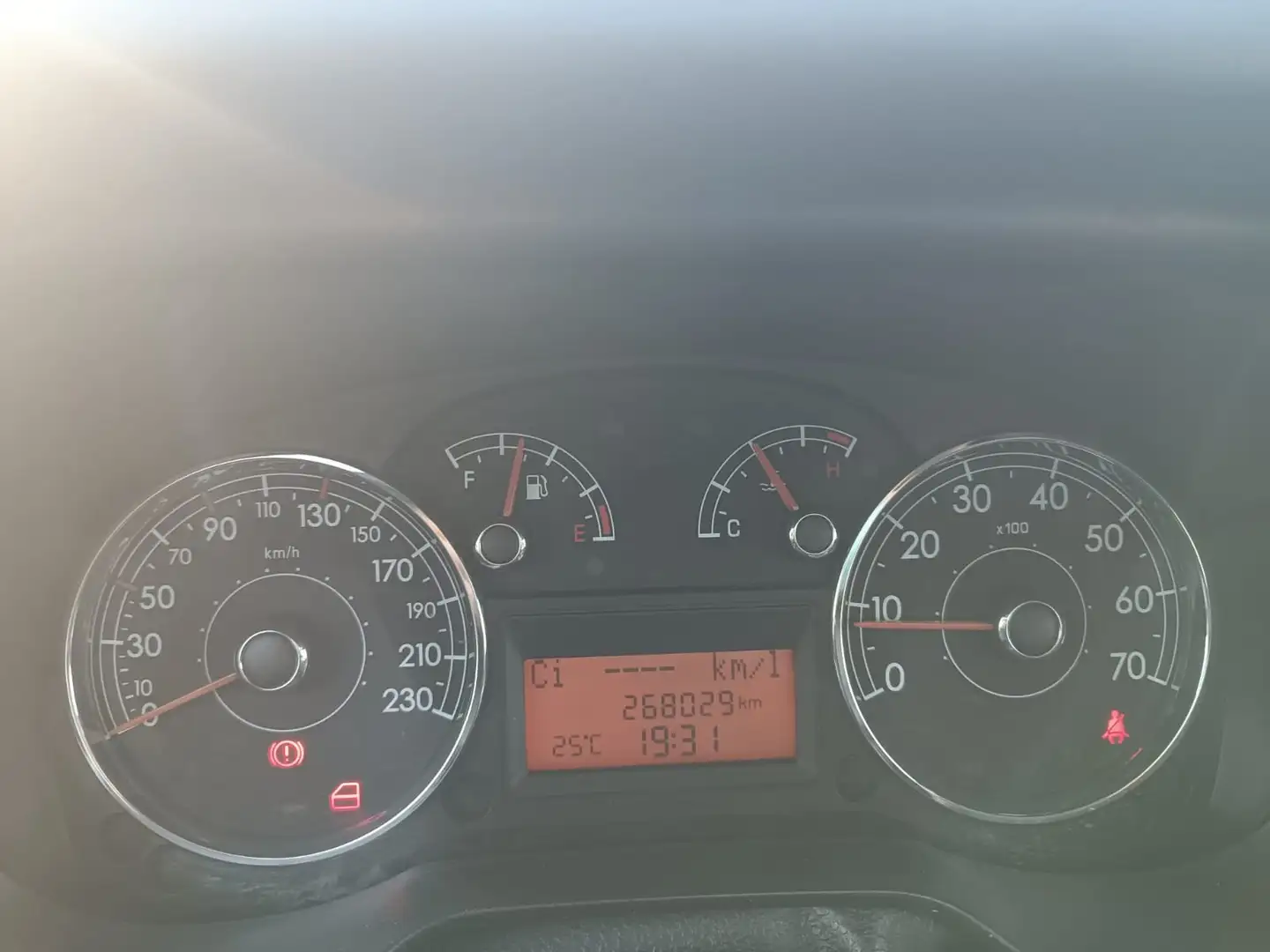 Fiat Grande Punto Grigio - 1