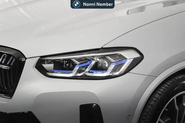 BMW X3 view 5