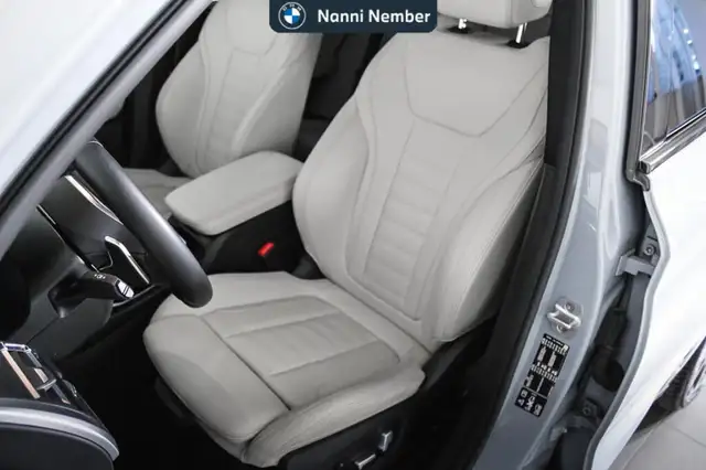 BMW X3 view 14