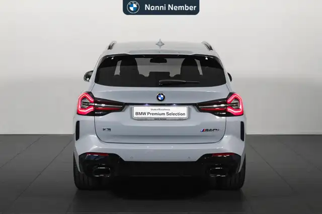 BMW X3 view 4