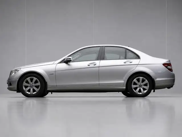 Mercedes-Benz C 180 K BlueEFFICIENCY Sport (NAVI,PDC,CLIMATE,CRUISE,BL