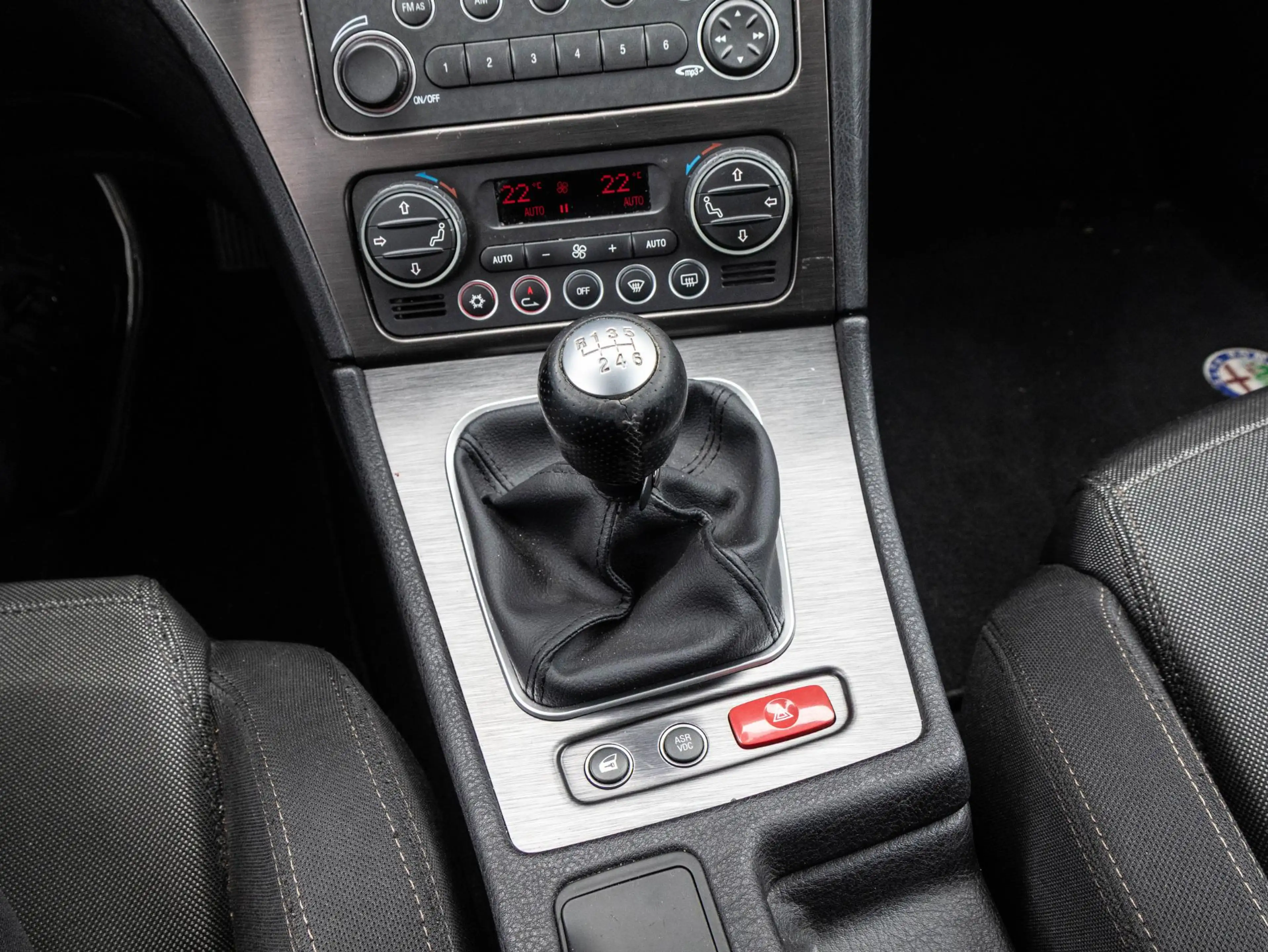 Alfa Romeo Brera 1.7 T SkyWindow | Sportstoelen | Cruise control | — photo 20