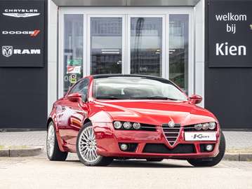 1.7 T SkyWindow | Sportstoelen | Cruise control |