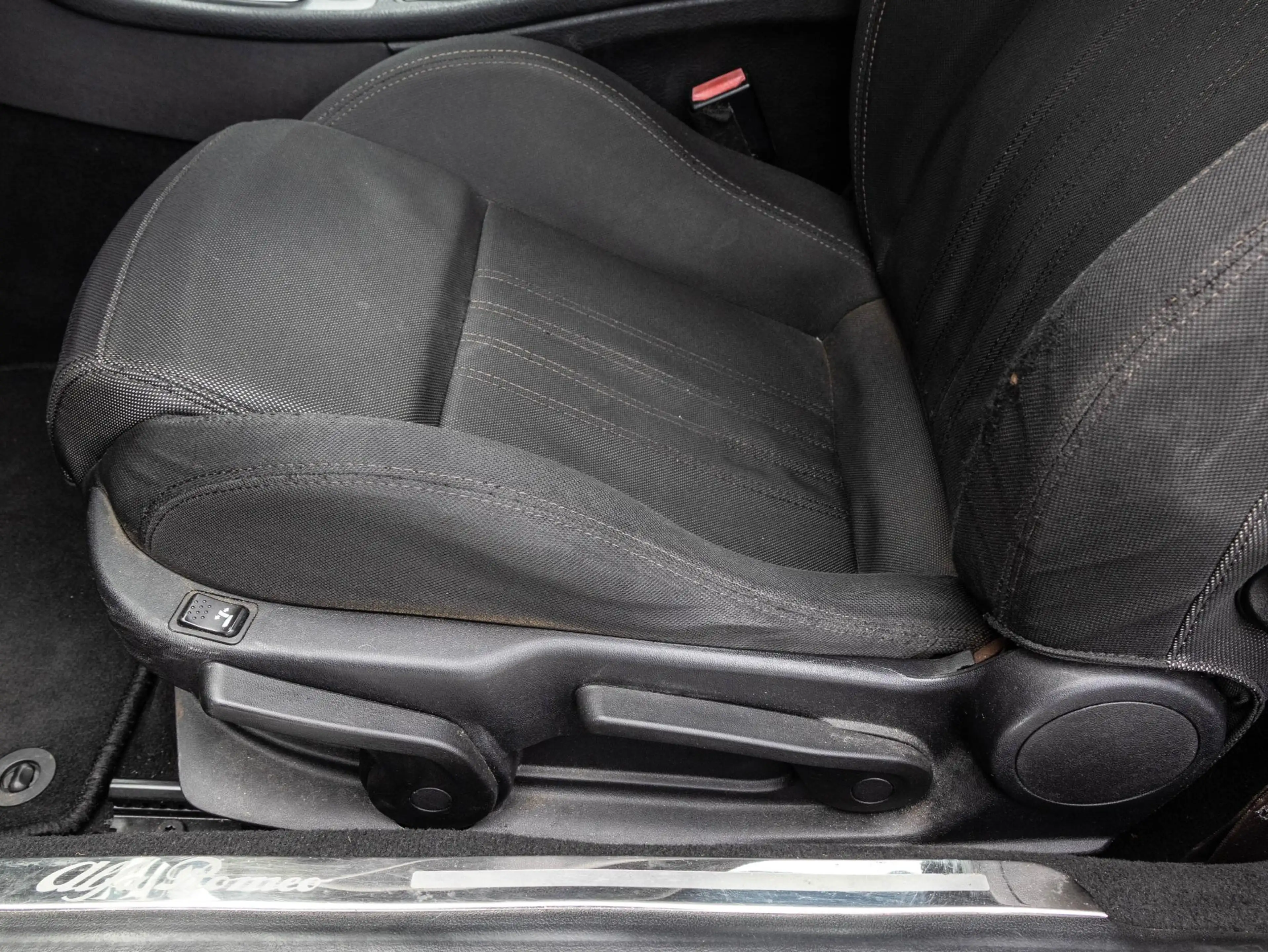 Alfa Romeo Brera 1.7 T SkyWindow | Sportstoelen | Cruise control | — photo 9