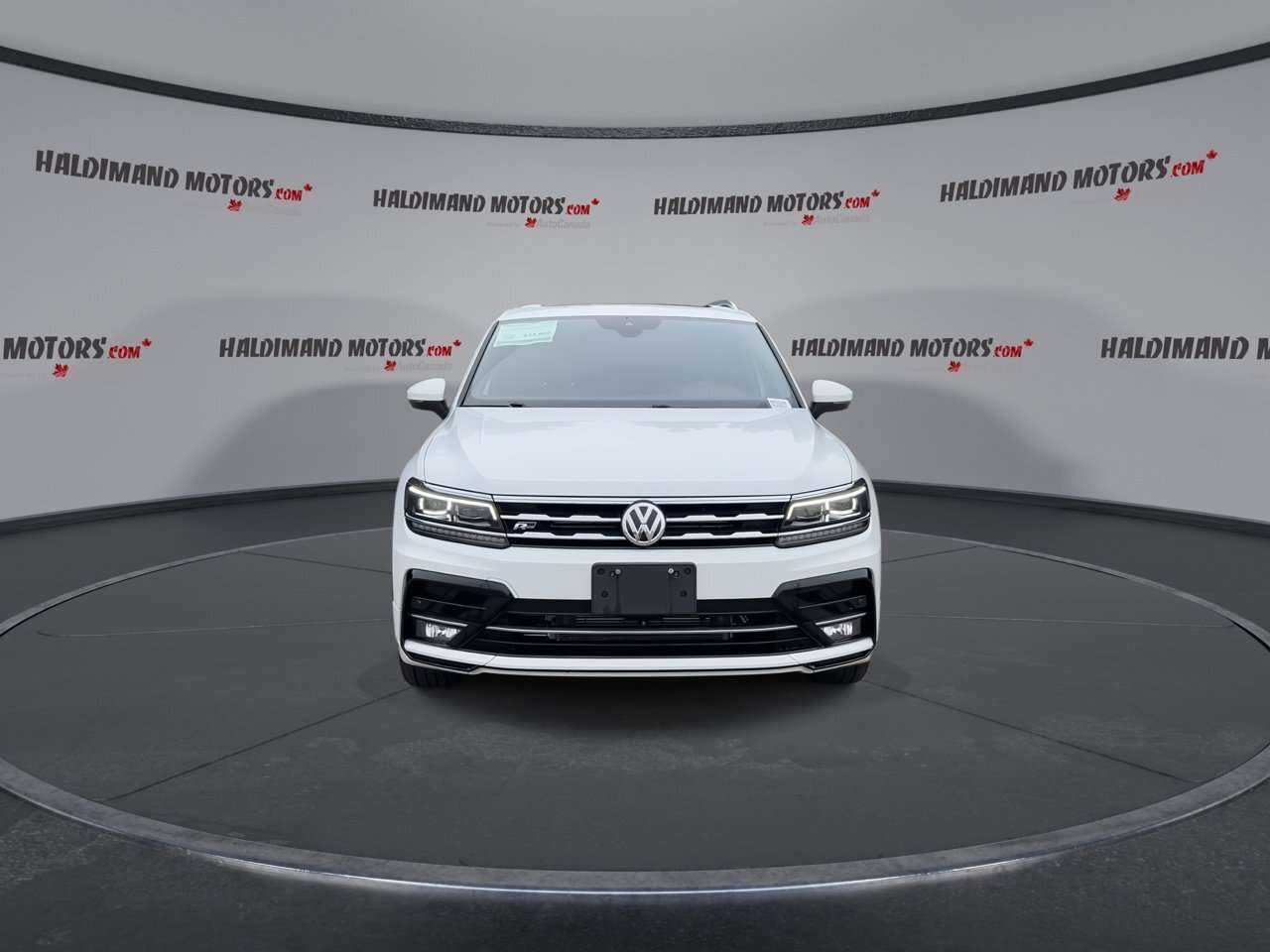 2021 Volkswagen Tiguan Highline 4MOTION | No Accidents | Panoramic Roof | — снимка 1