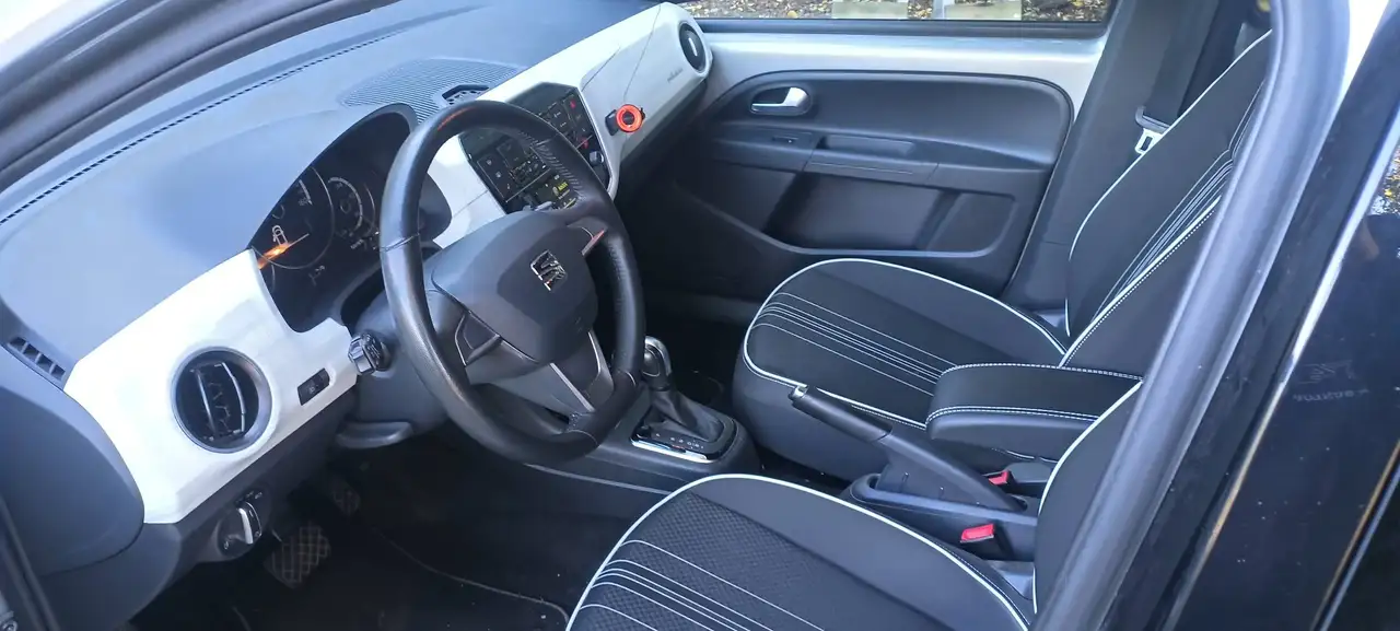 SEAT Mii