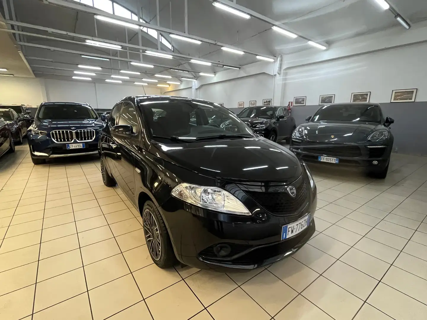 Lancia Ypsilon Ypsilon III 2015 1.2 Elefantino Blu s Noir - 1