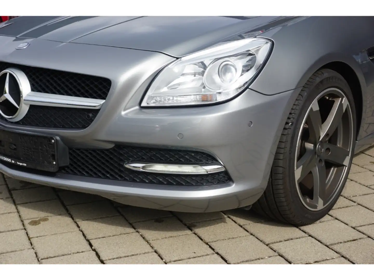 Mercedes-Benz SLK 200 7G-Tronic Navi Parktr. Audio20 SHZ Leder Argent - 2