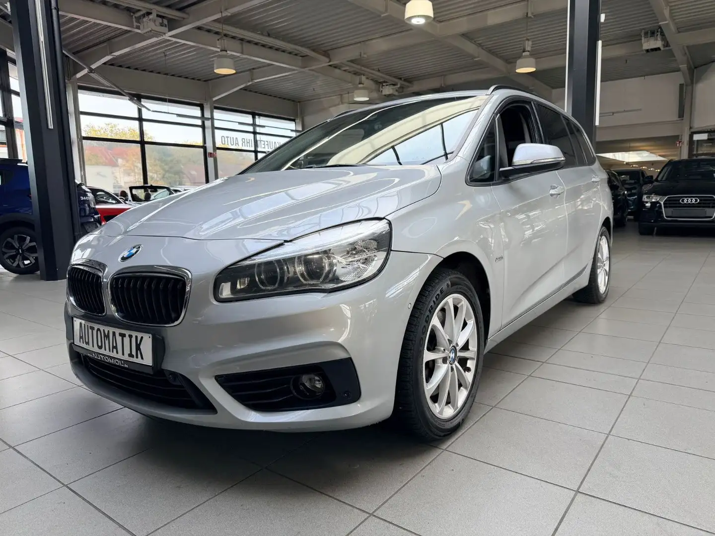 BMW 220 Gran Tourer 220 d Sport Line, Automatik,7 Sitzer Plateado - 1