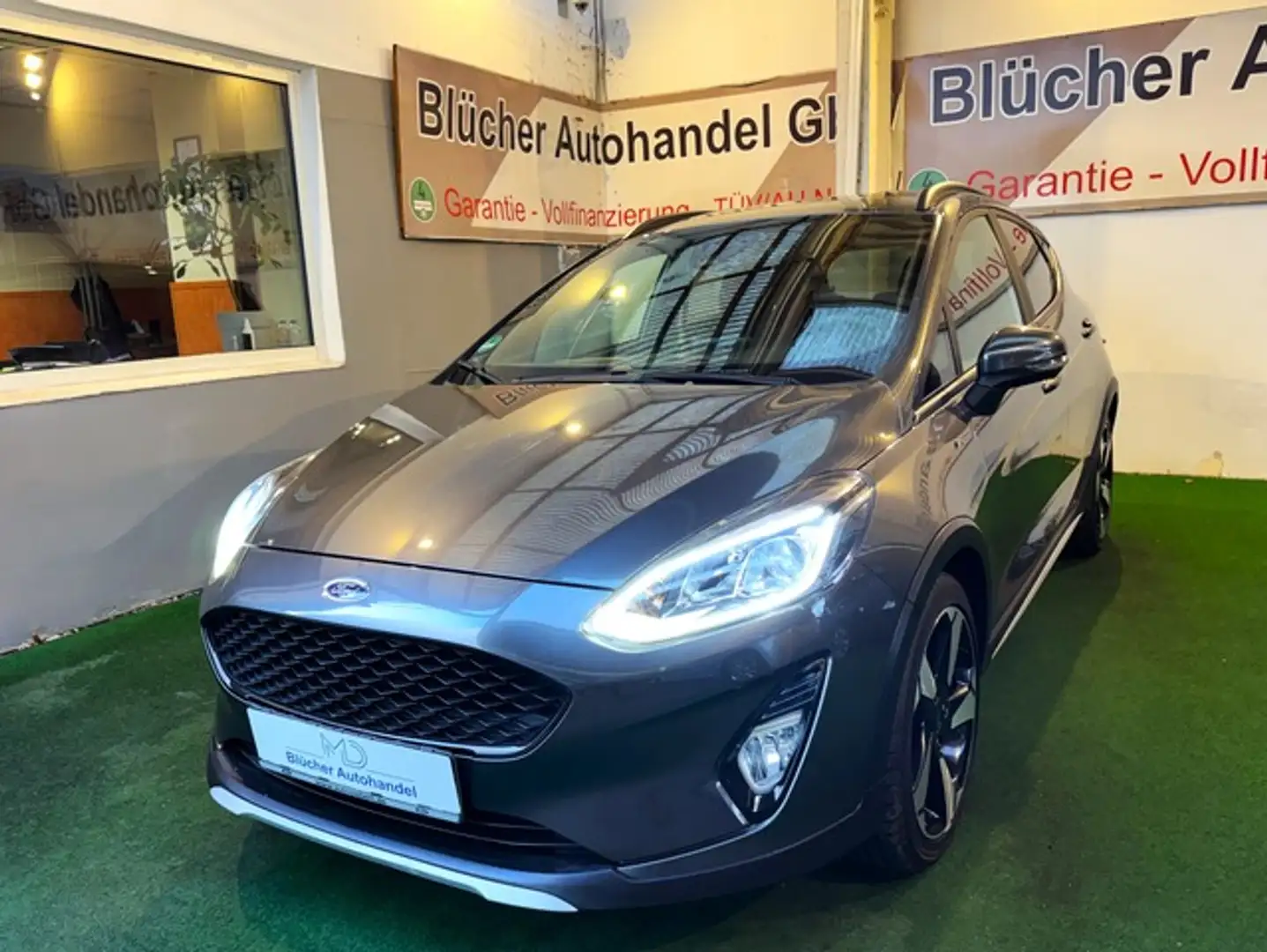 Ford Fiesta Active Colourline Automatik Nur 4500 Km Sonderedit Braun - 1