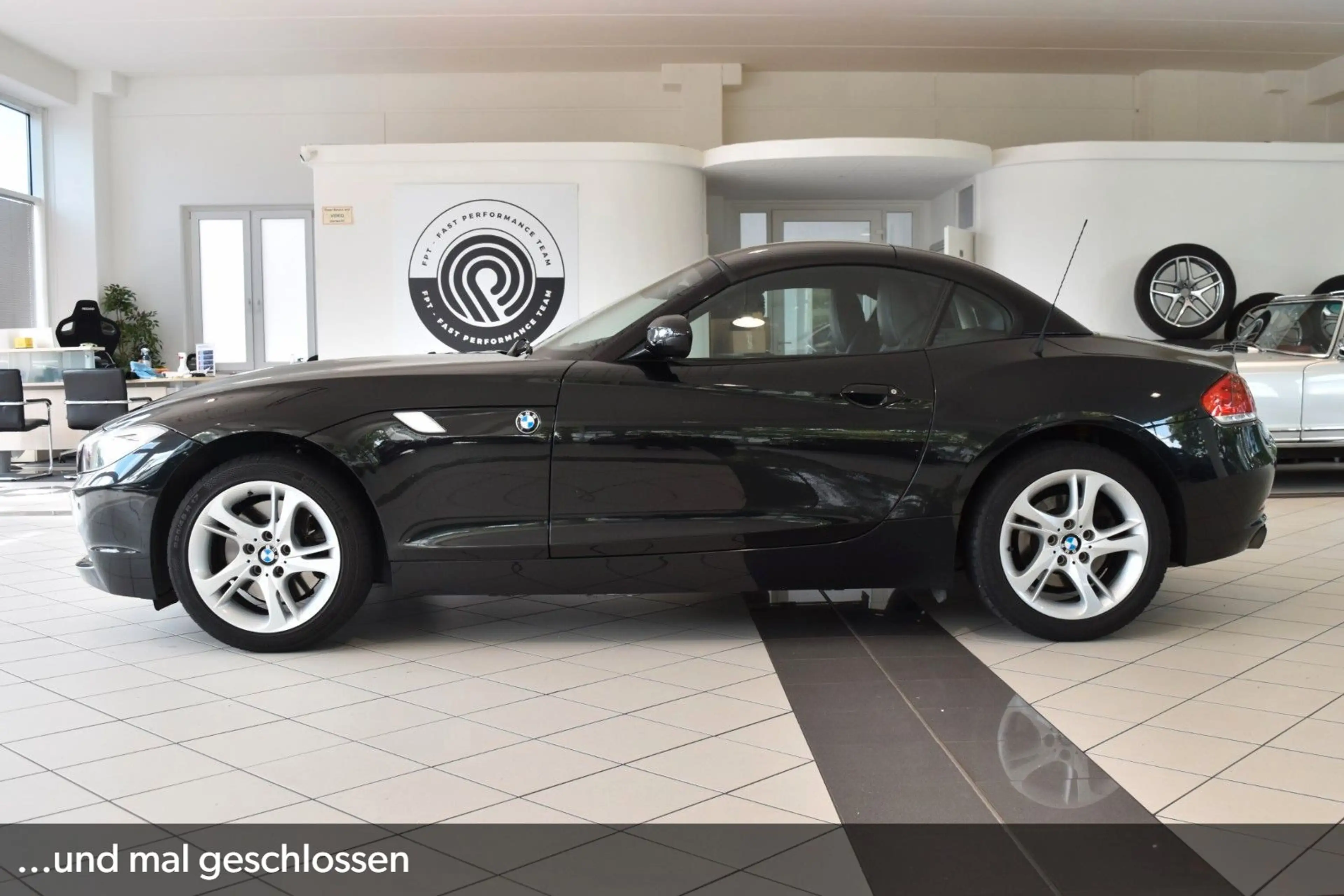 BMW Z4 Roadster sDrive 28i LCI~Design Pure Impulse — photo 6