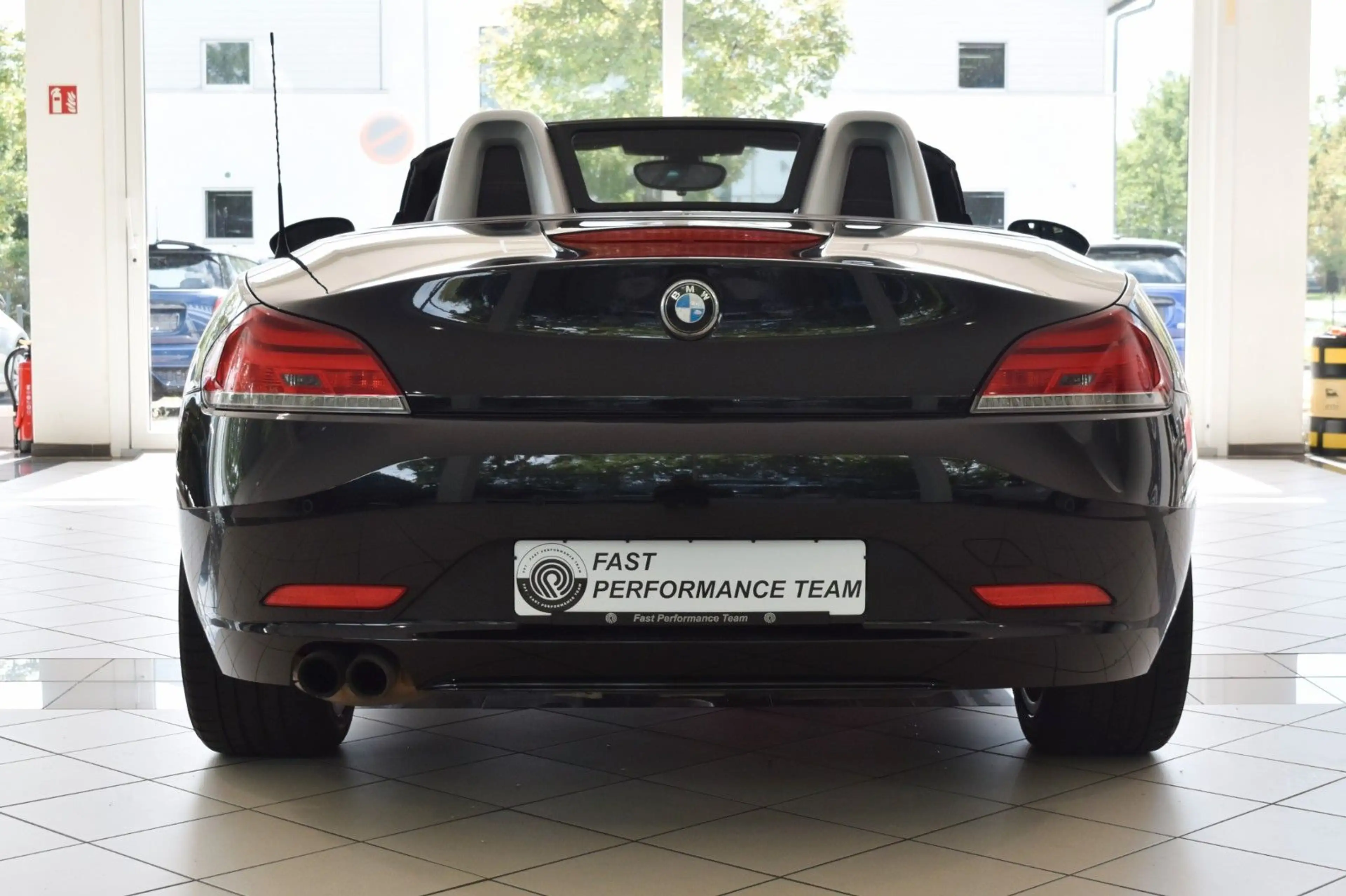 BMW Z4 Roadster sDrive 28i LCI~Design Pure Impulse — photo 10