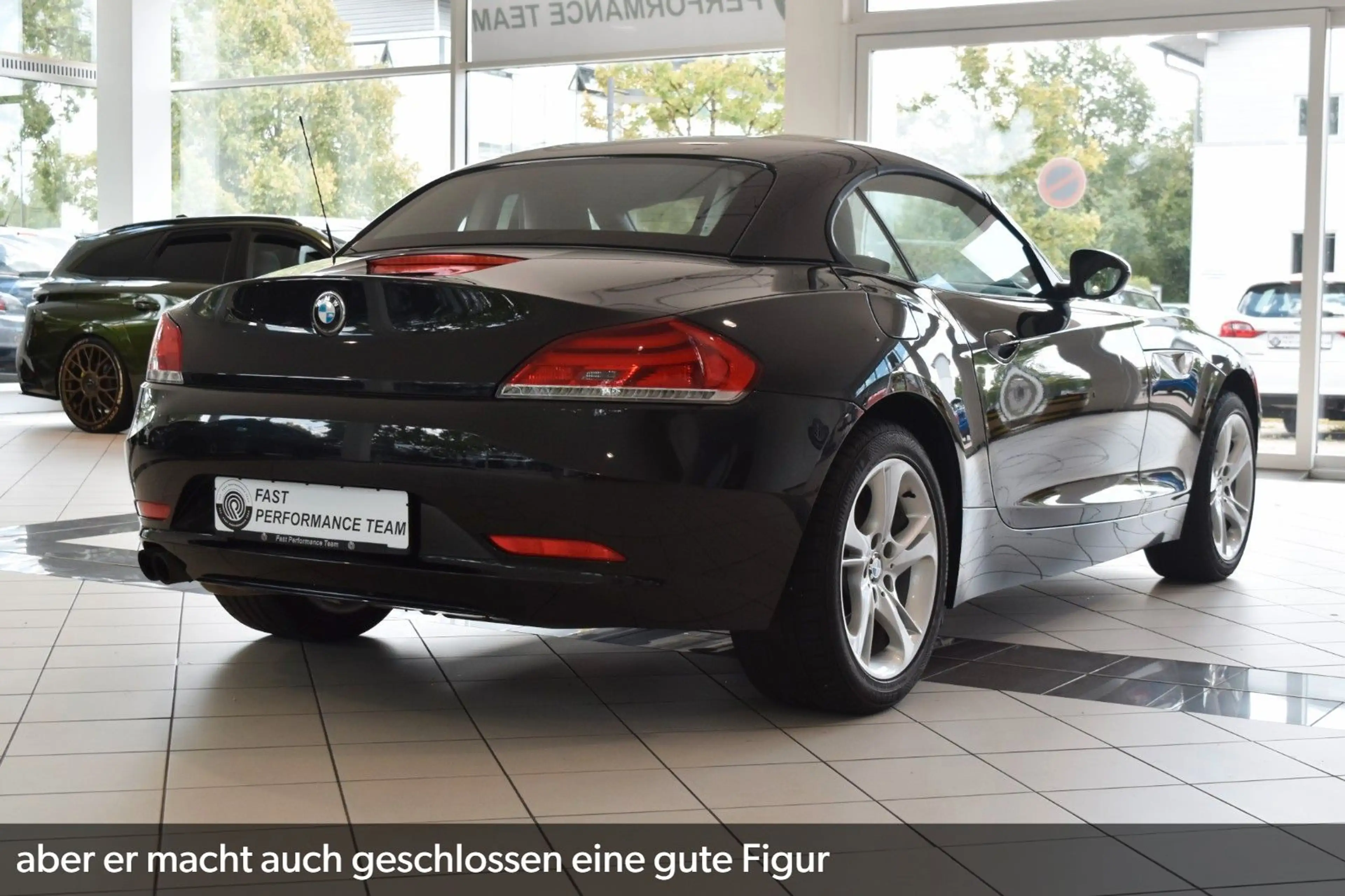 BMW Z4 Roadster sDrive 28i LCI~Design Pure Impulse — photo 4