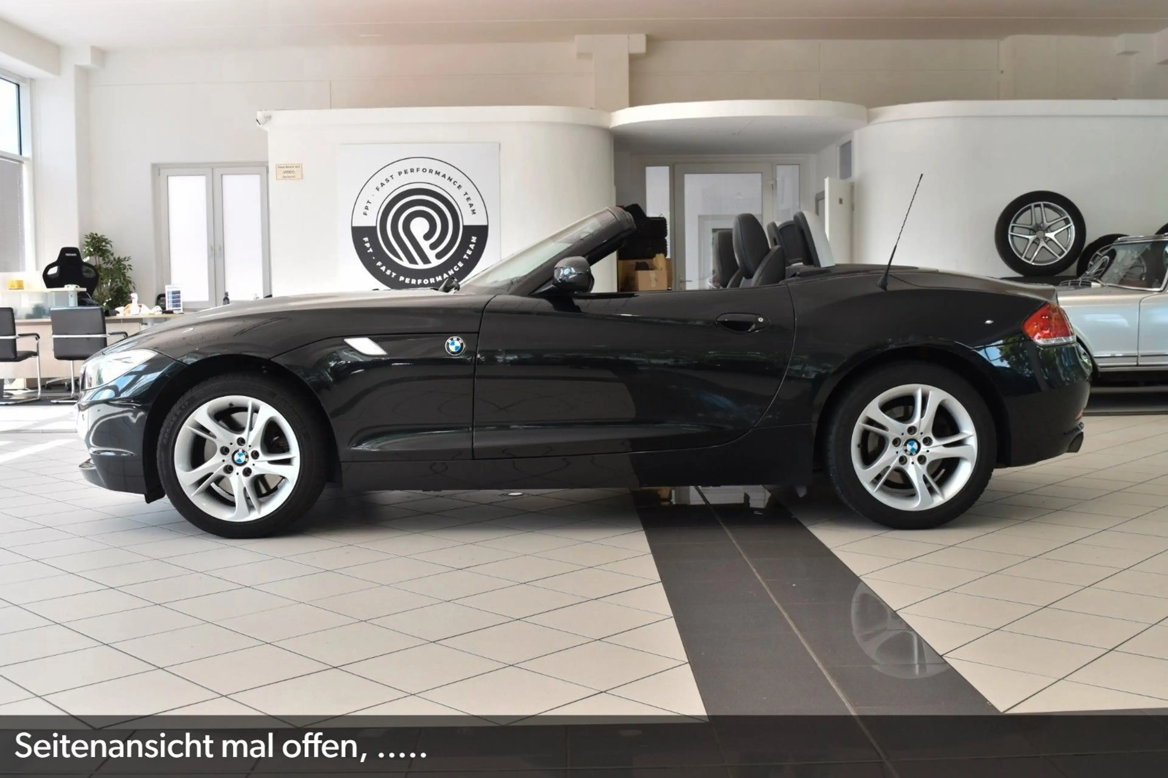 BMW Z4 Roadster sDrive 28i LCI~Design Pure Impulse — photo 5