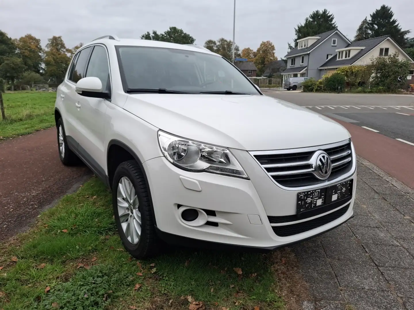 Volkswagen Tiguan 1.4 TSI Sport&Style Wit - 2