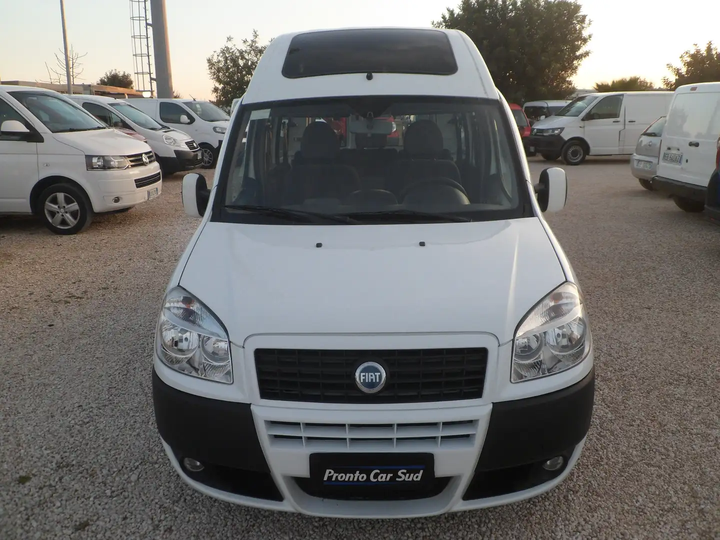 Fiat Doblo 1.9 mjt 105cv 5 posti trasporto disabili Blanc - 2