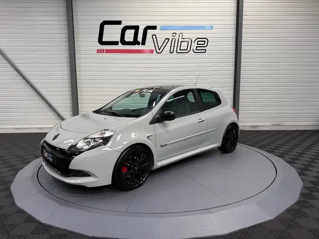 Renault Clio view 8