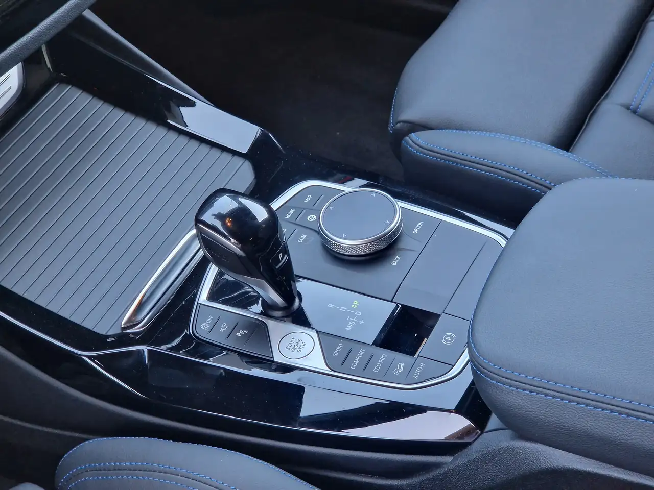 BMW X3 M 40d 330Cv Laser ACC Head-Up 360° 21"Keyless H/K 13