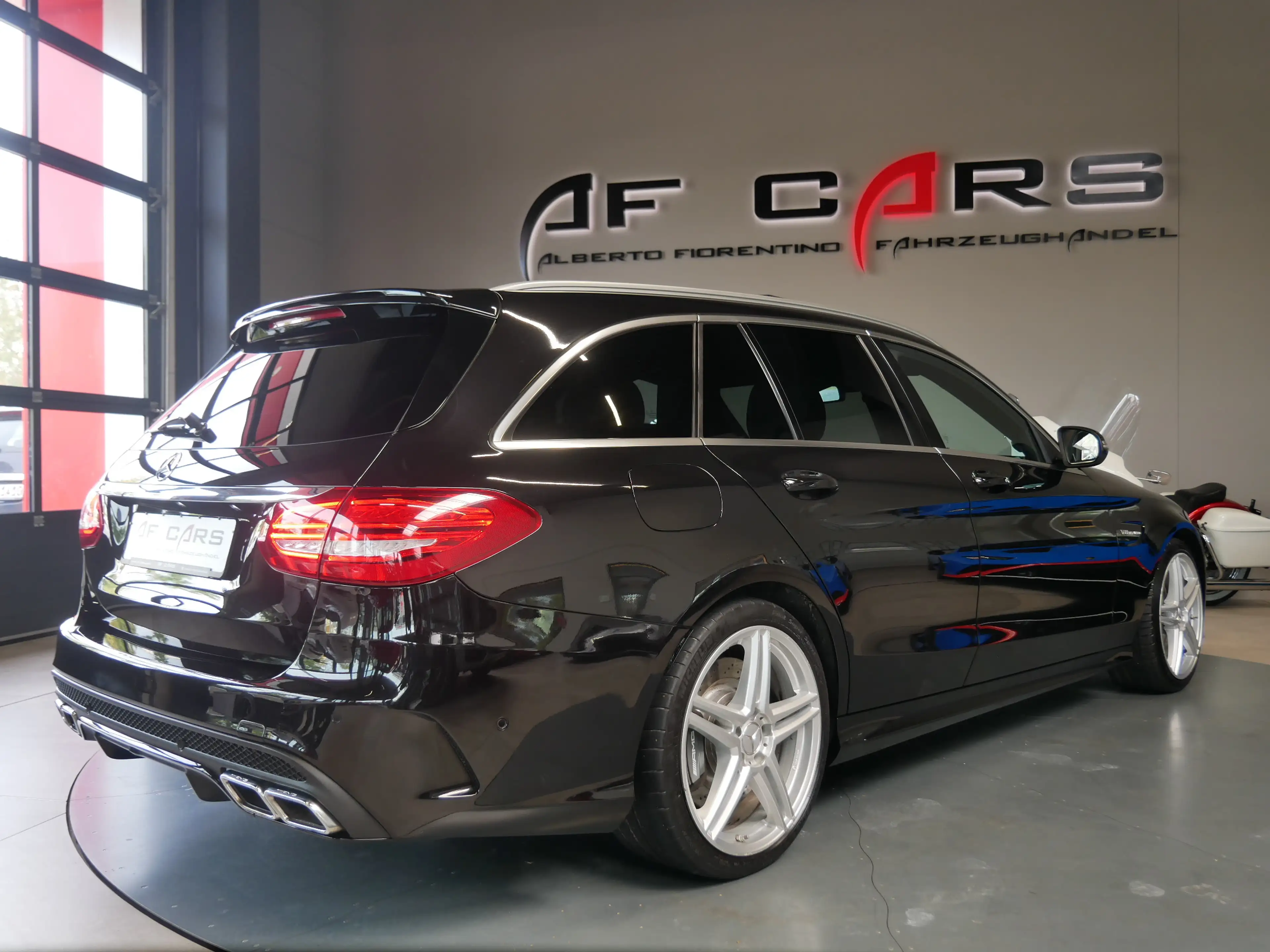 Mercedes-Benz C 63 AMG C 63 AMG T Pano Business+ LED AHK — photo 5