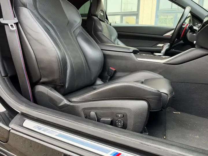 BMW M4 2024, foto 39