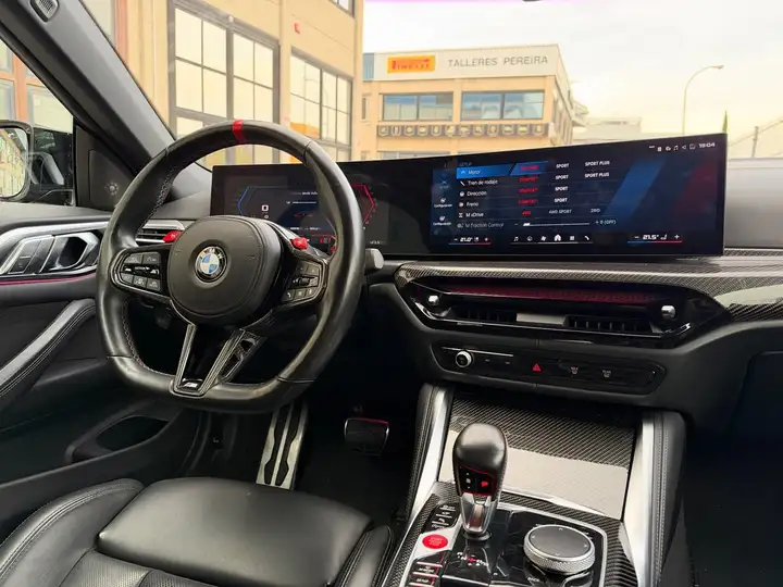BMW M4 2024, foto 33