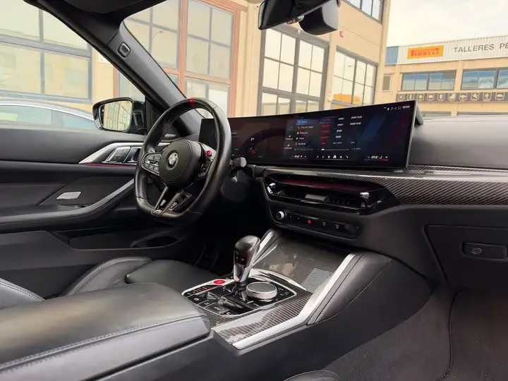 BMW M4 2024, foto 37