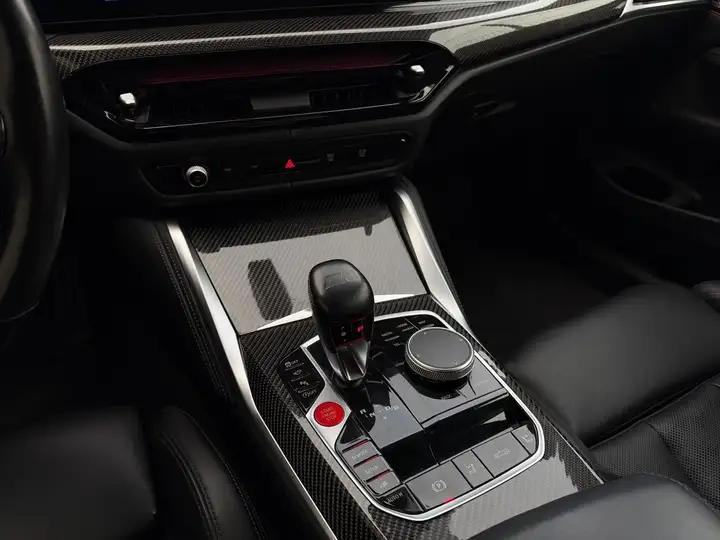 BMW M4 2024, foto 34