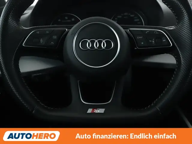 Audi Q2 view 14