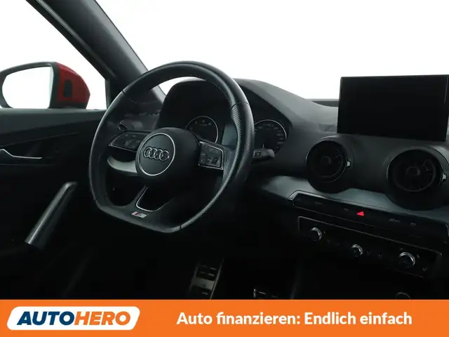 Audi Q2 view 12