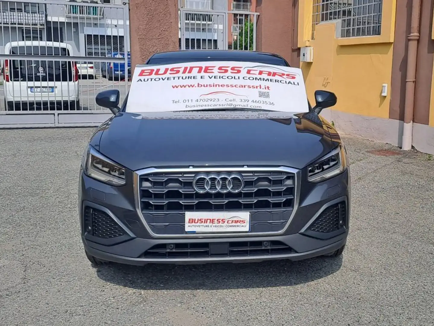 Audi Q2 TFSI BUSINESS STRONIC KM.85000 CERTIF.PRONTA CONS Gris - 2