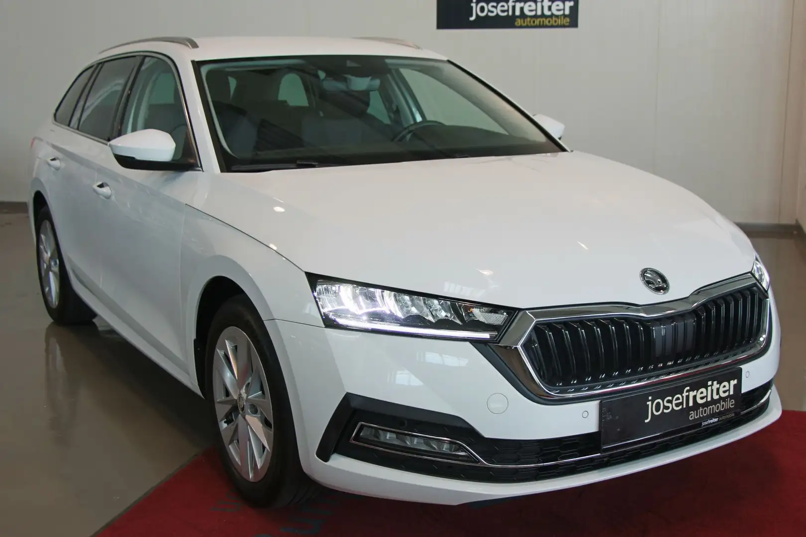 Skoda Octavia Kombi 2.0 TDI DSG Style Weiß - 1