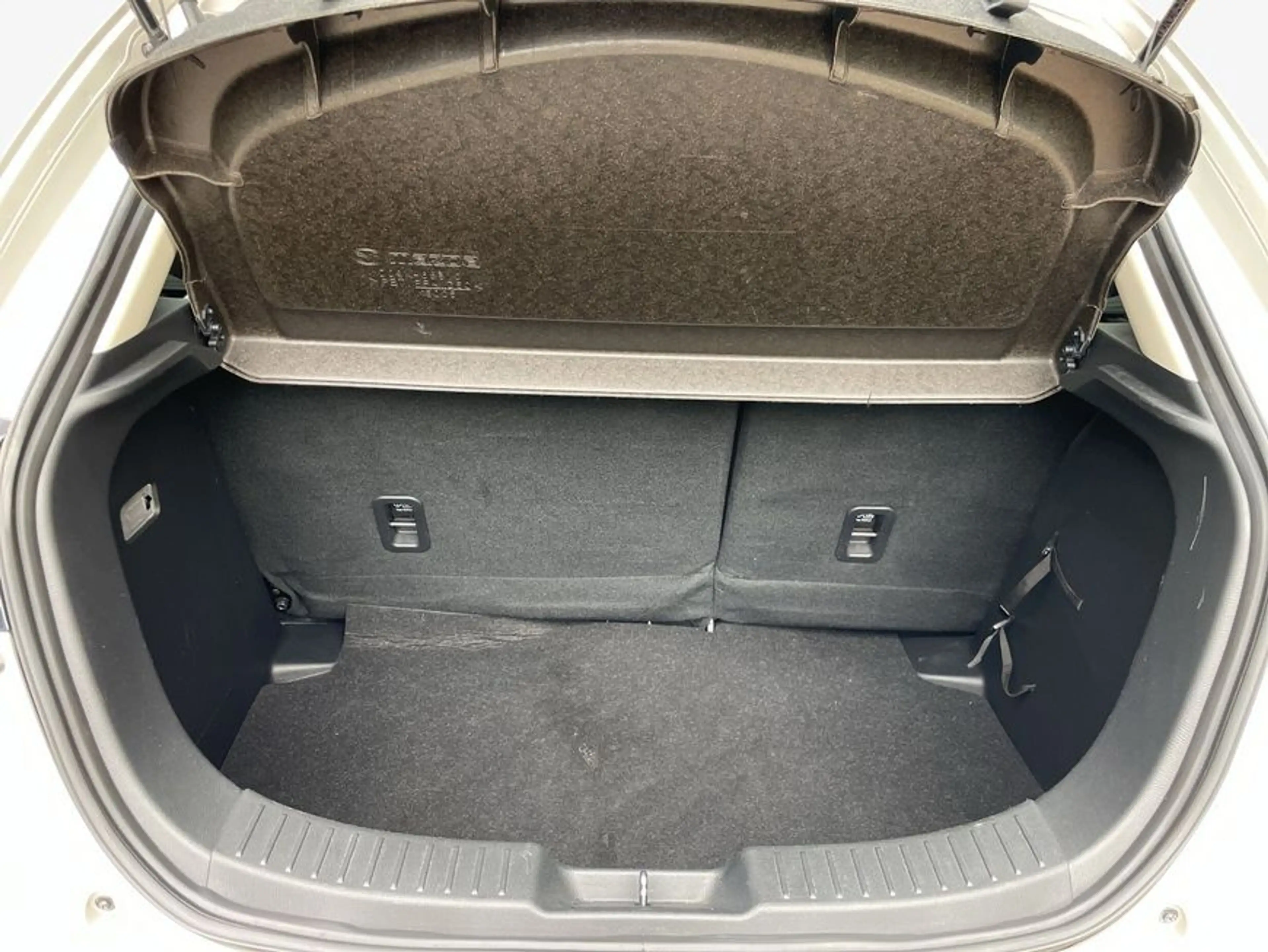 Mazda 2 SKYACTIV-G 75 Center-Line — photo 8