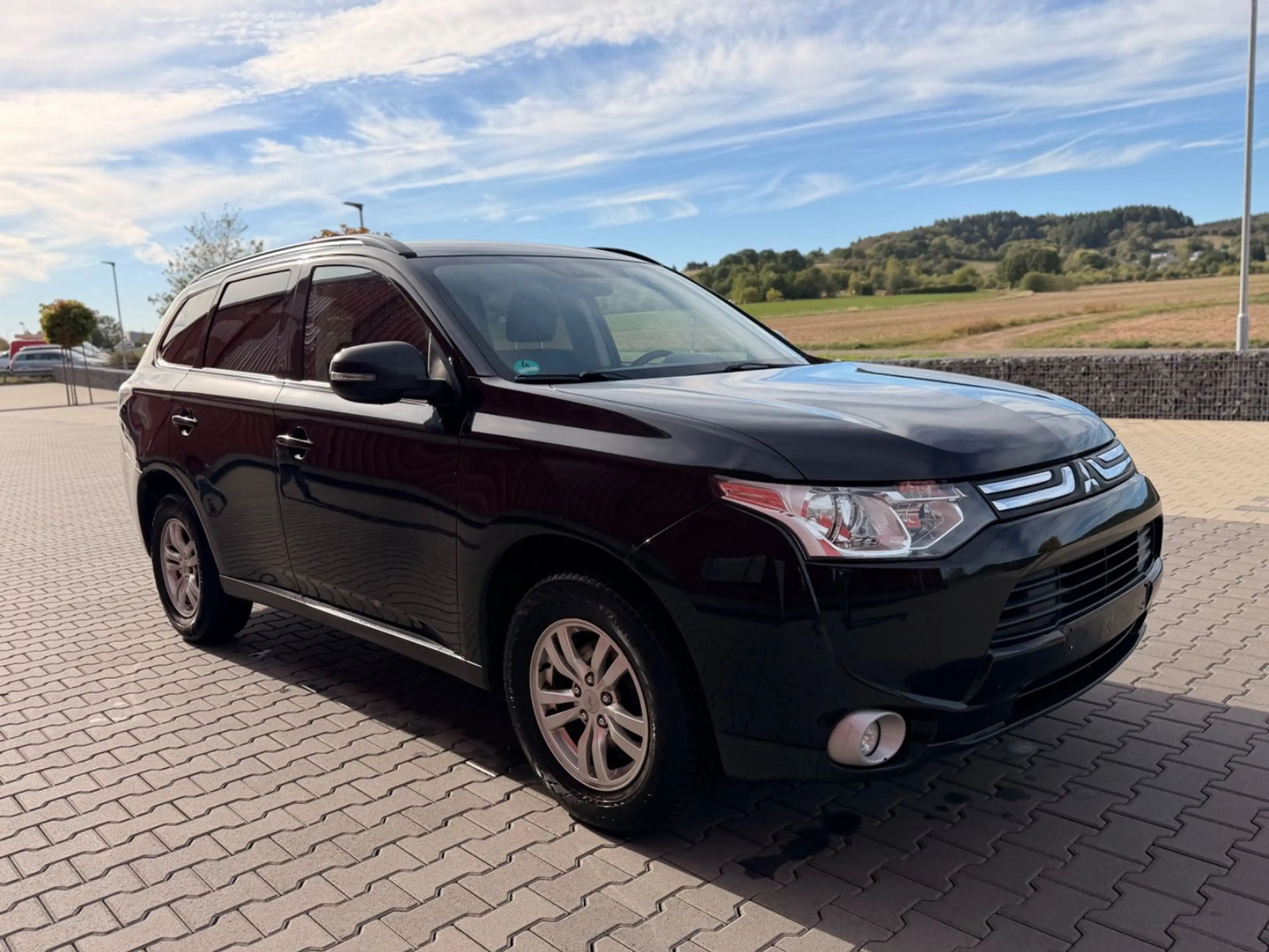 Mitsubishi Outlander 2.2 DI-D Style Tempo AHK TÜV NEU — photo 8